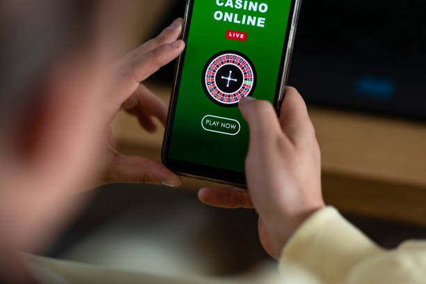 Aplikasi shorekeeper menampilkan meja live dealer dan antarmuka mobile yang responsif